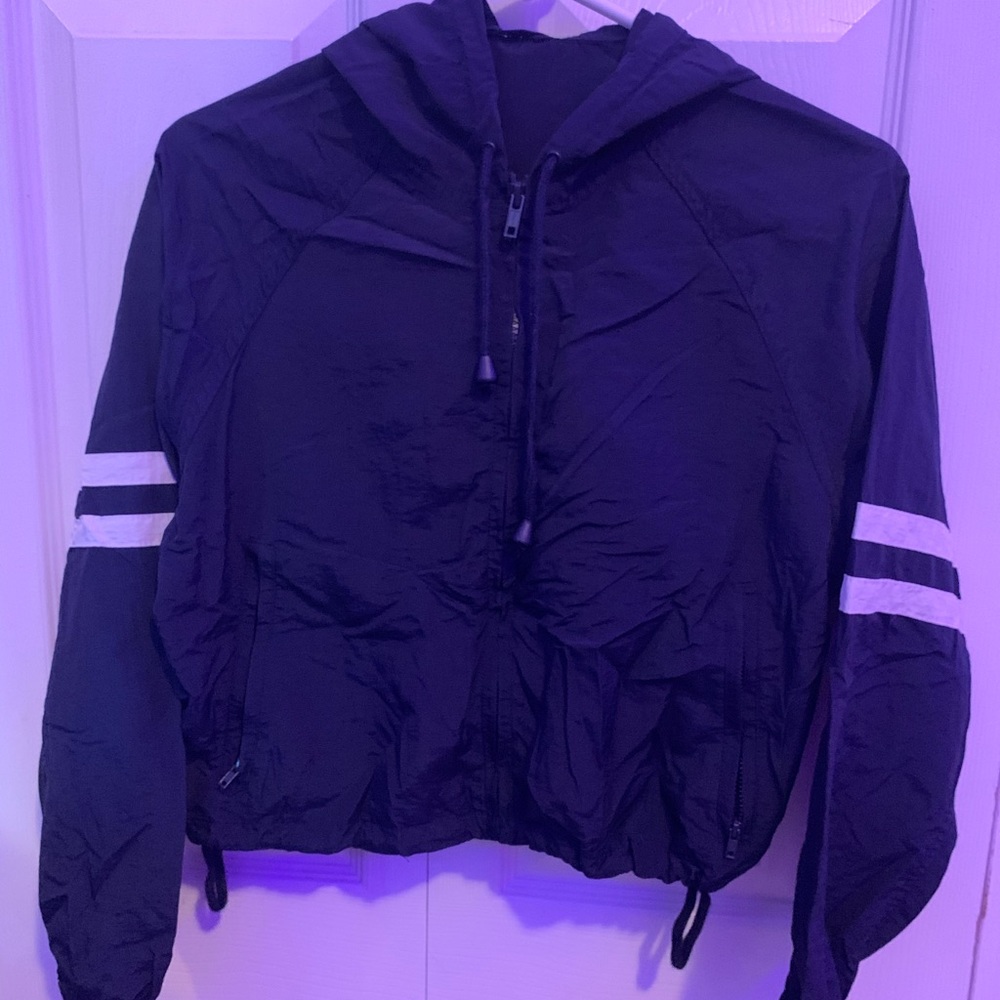 Brandy melville wind breaker